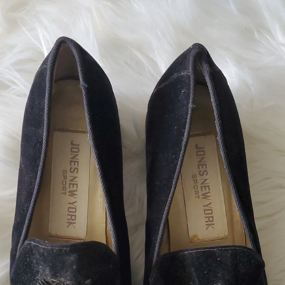 Jones New York Black Vintage Suede Slip On Loafers with Embroidered Design 6.5 - Picture 14 of 15